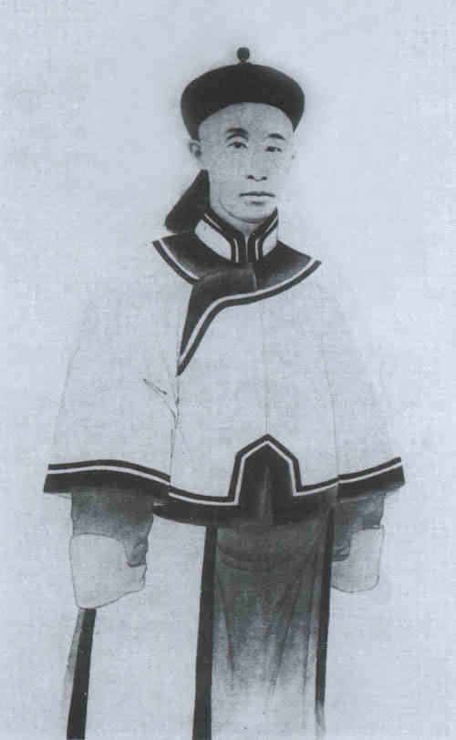 名人钟褀的画像