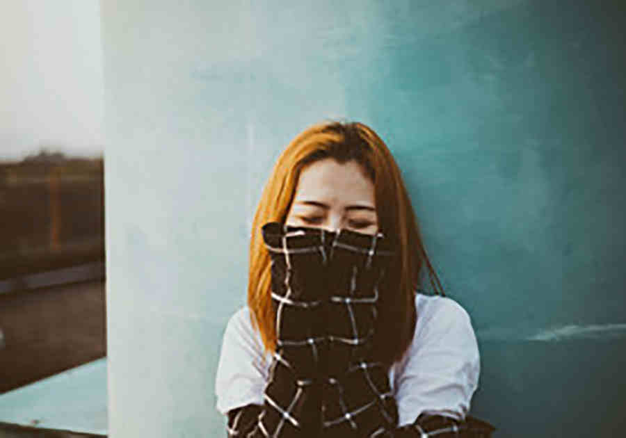 天秤座未来45天感情运势：苦苦等待、犹豫不决